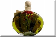 Aromatic Olive Oil with mild Chili, Basil and Bacche Rosa Pepper